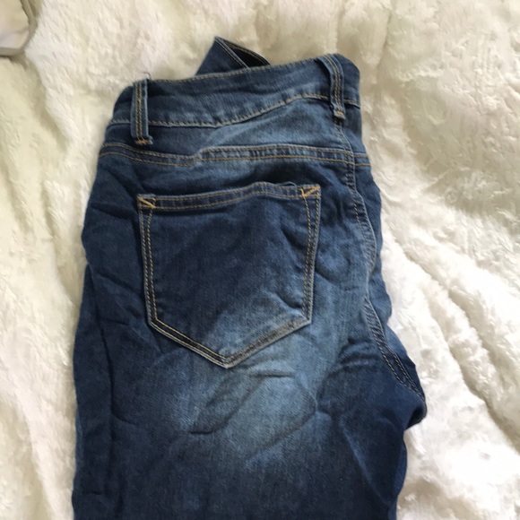 Maurices jeans - Picture 2 of 3